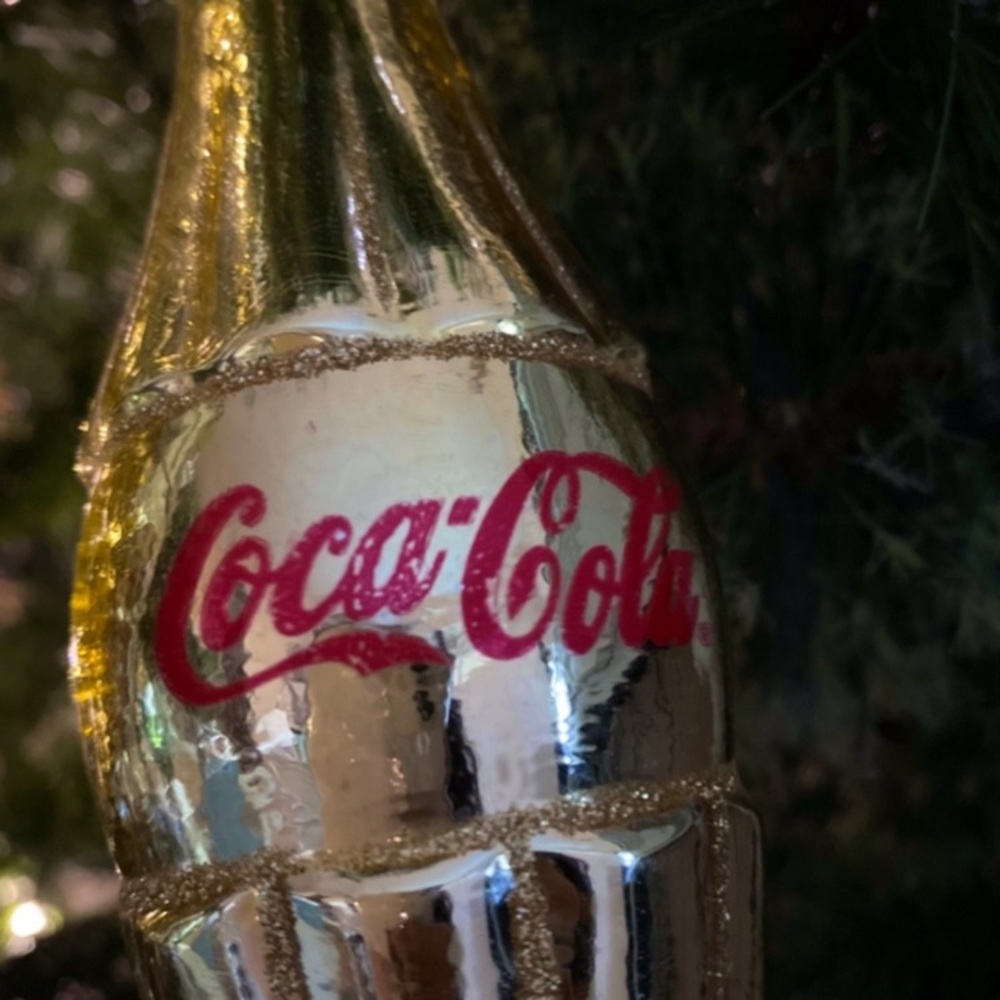 Coca Cola Vintage Polonaise Collection Gold Bottle Christmas Ornaments - Picture 3 of 3